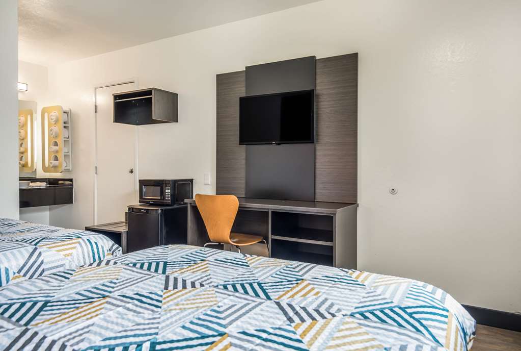 Motel 6 College Station TX Bryan - photo 22