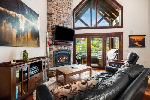 Ski Slope Condo Schweitzer Ski Mountain — 4-Star Luxury Hotel in Sandpoint, United States