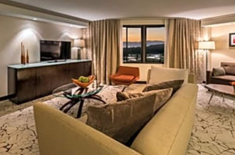Bally's Lake Tahoe - photo 14