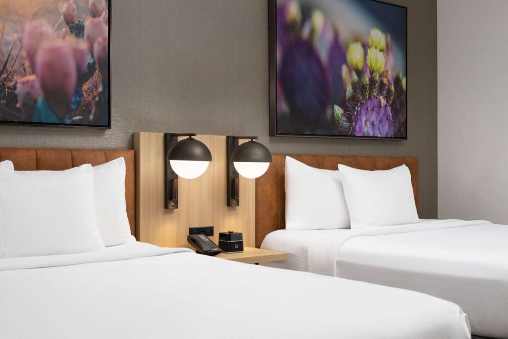 La Quinta Inn & Suites by Wyndham Yuma - photo 24