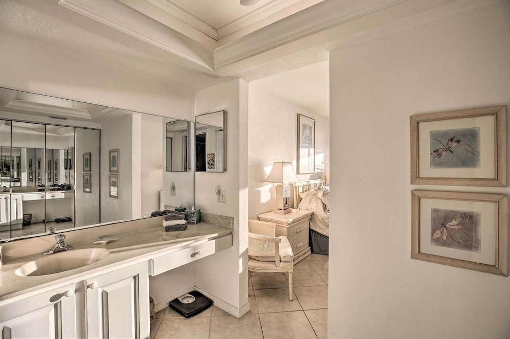Luxe Beachfront Family Condo w Resort Amenities - photo 15