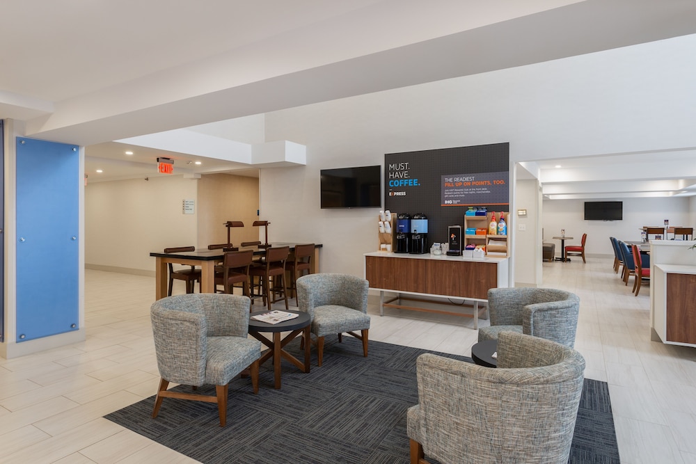 Holiday Inn Express Keene an IHG Hotel - photo 3