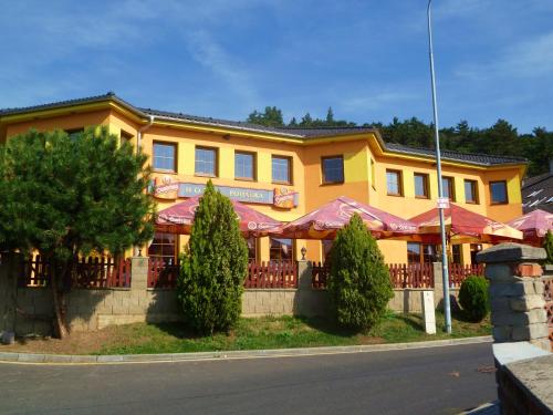 Hotel Pohádka — hotel in Most