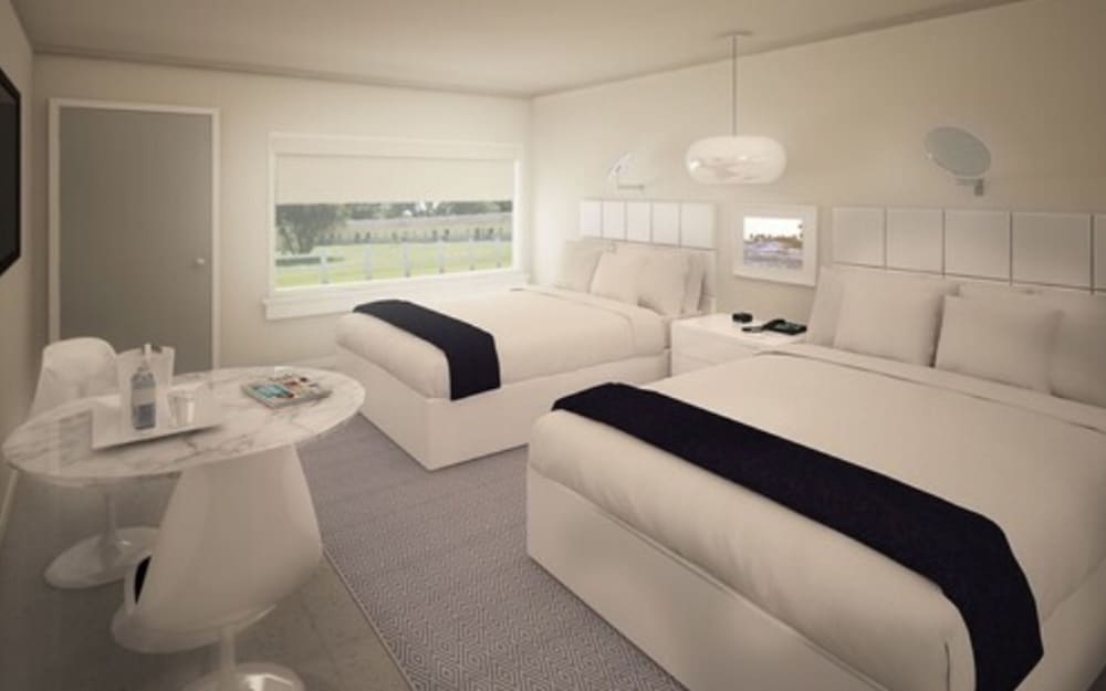 Sun Plaza Motel - photo 14