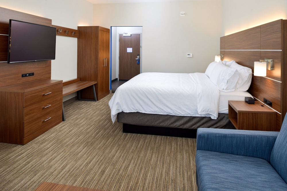 Holiday Inn Express & Suites Elko by IHG - photo 16