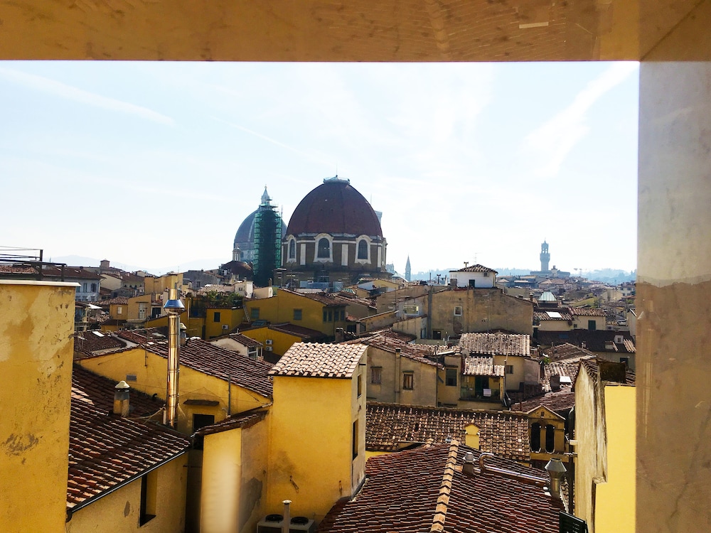 Ascot - carbon neutral hotel in Florence