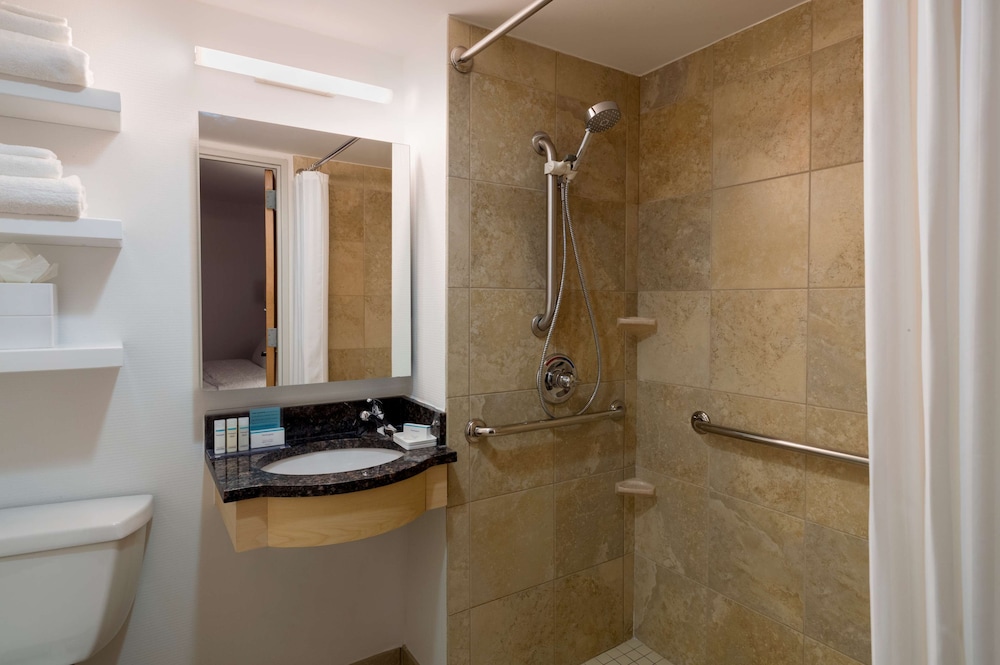 Hampton Inn Manhattan Times Square South - photo 26