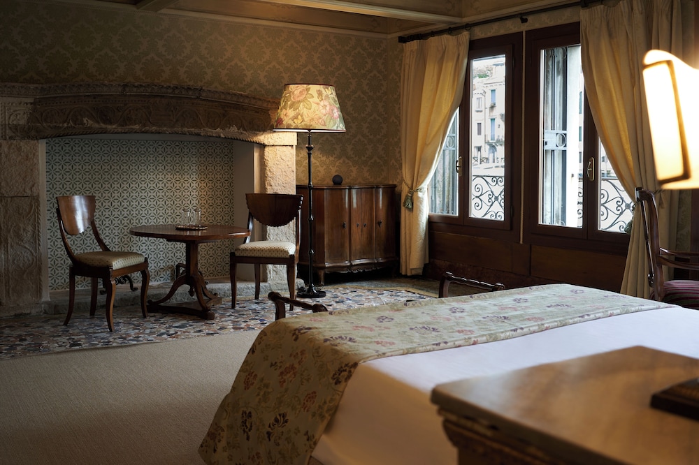 Palazzetto Pisani in Venice, Italy