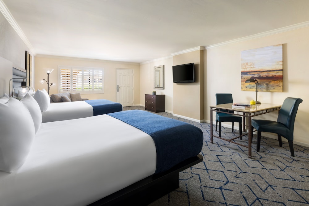 Kimpton Miralina Resort & Villas by IHG - photo 12