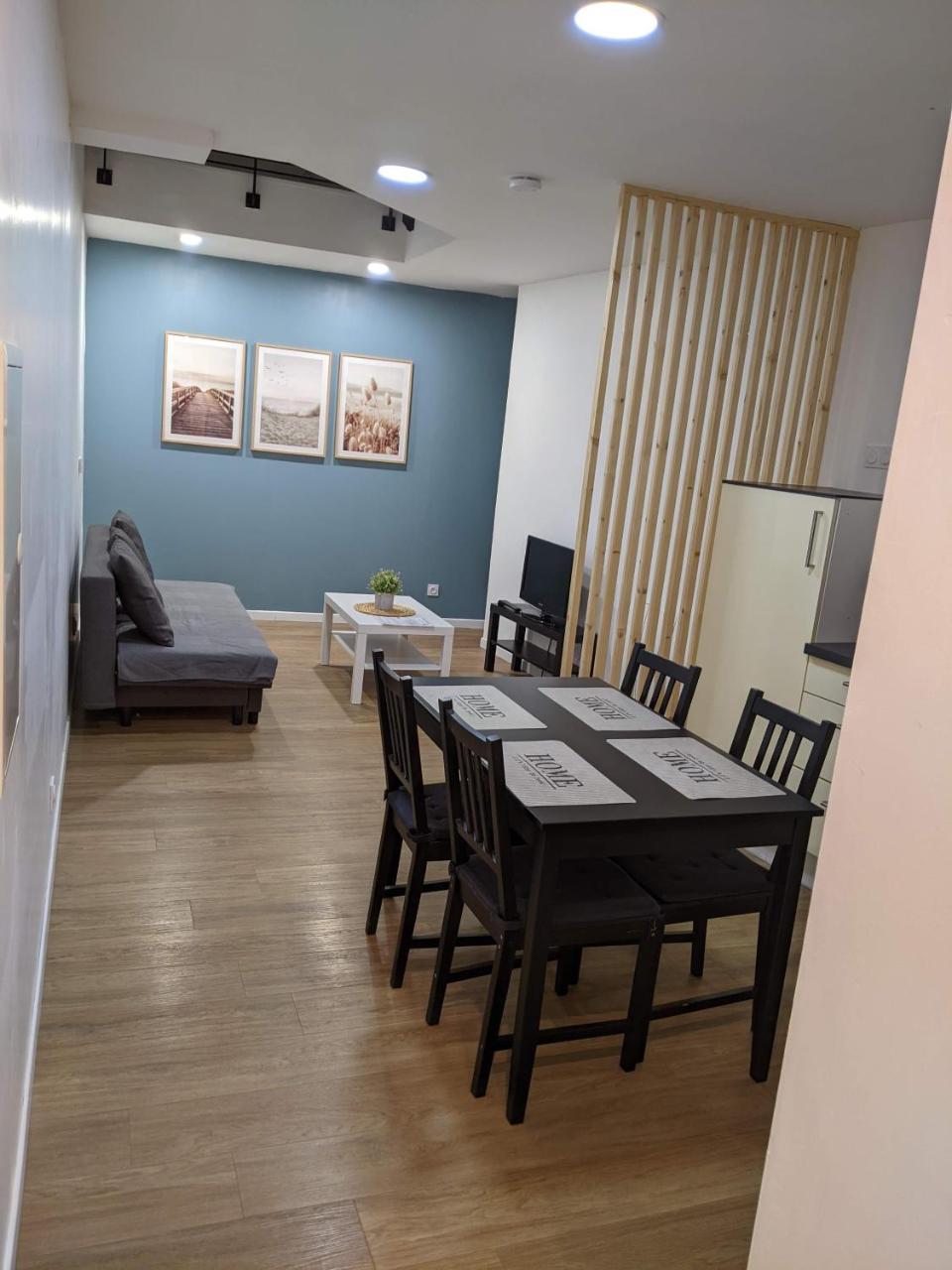 Appartement 10a Rdc Centre Ville Local Velo — hotel in Malestroit