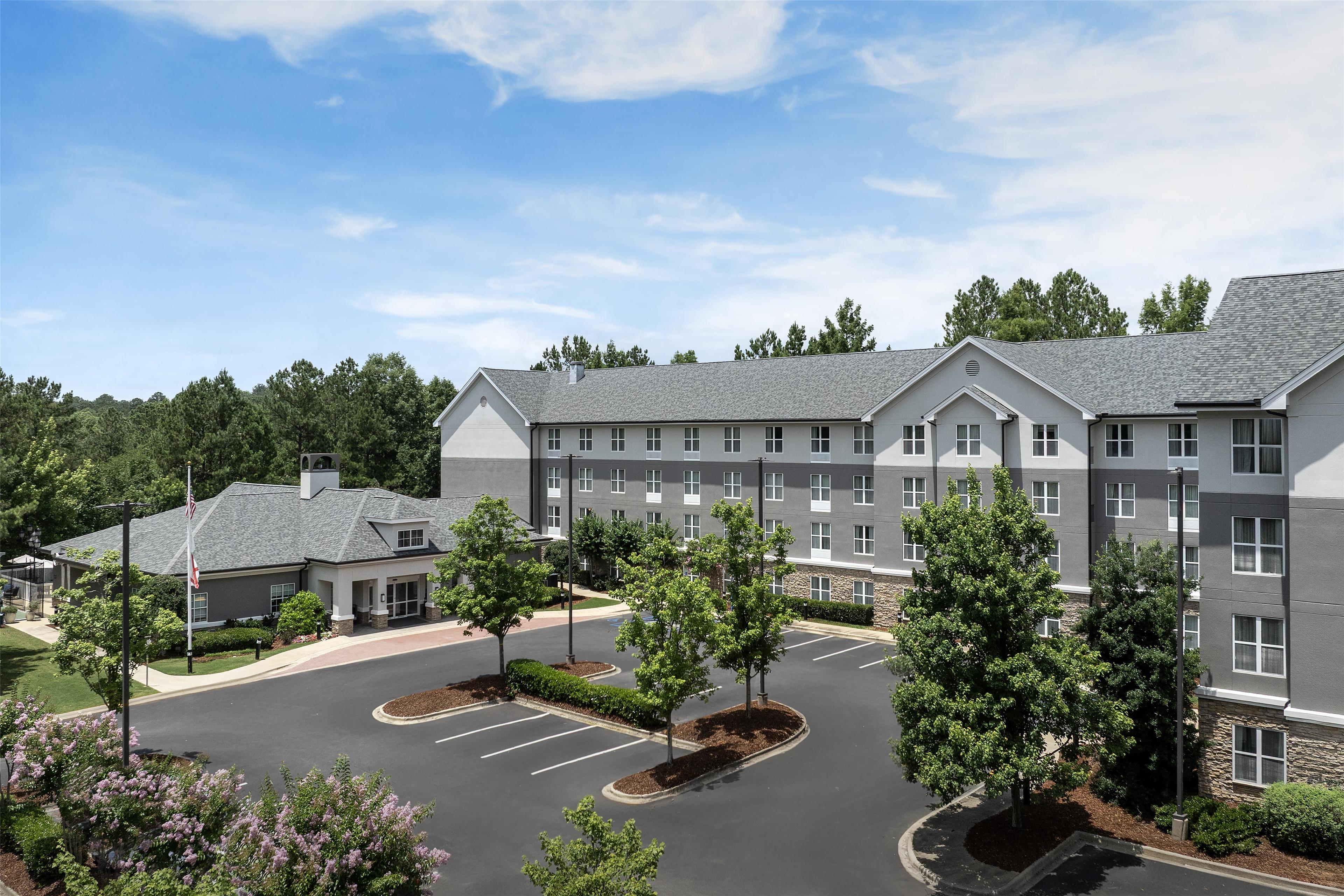 Homewood Suites by Hilton Birmingham South Inverness in Birmingham, United States