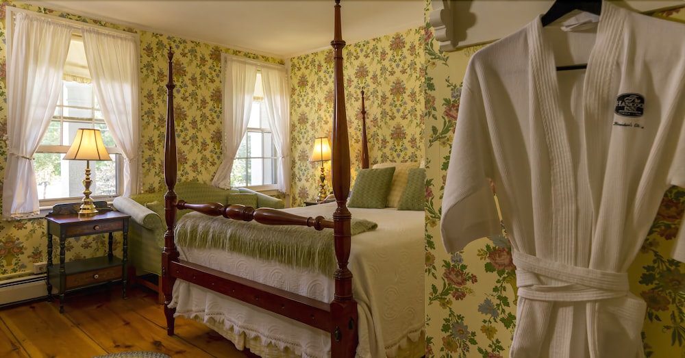 Hancock Inn - photo 31