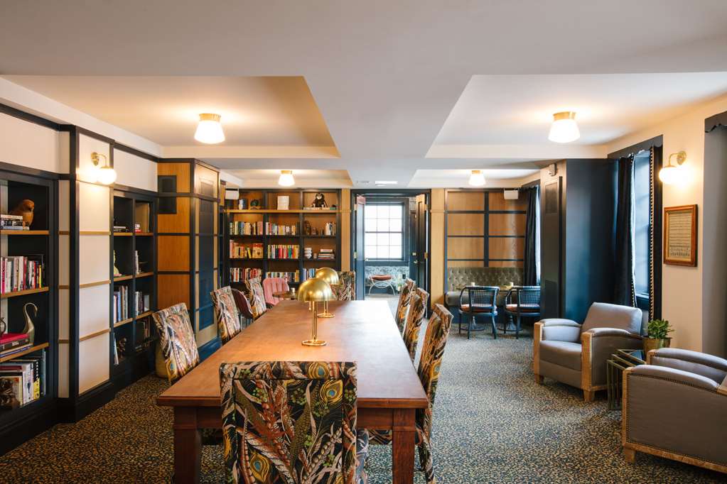 Hotel Clermont - photo 35