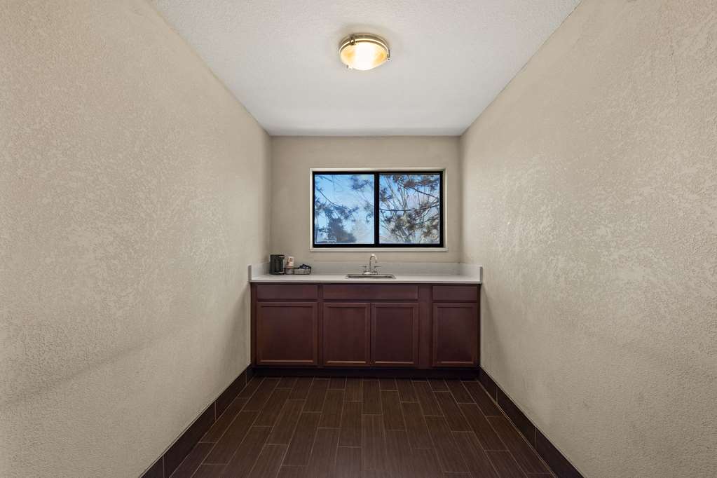 Comfort Inn Huntington Near University - photo 23