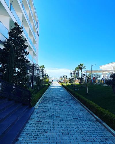 Rolling Apartment Golem Next to Premium Hotels & Grand Blue FaFa in Golem, Albania