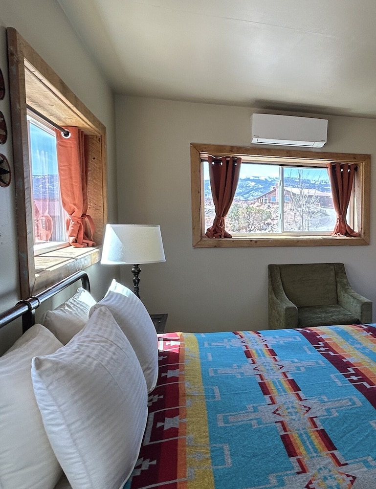 The Rim Rock Inn - photo 38