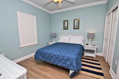 Crystal Shores West 1007 - featured photo
