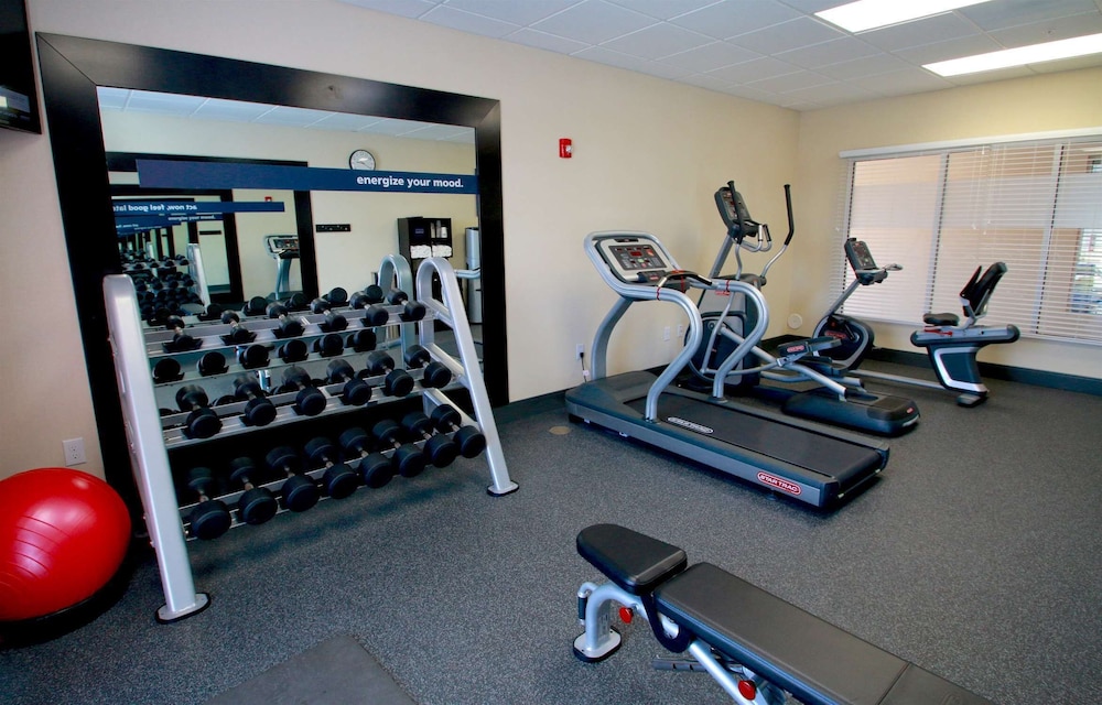 Hampton Inn Suffolk - photo 48