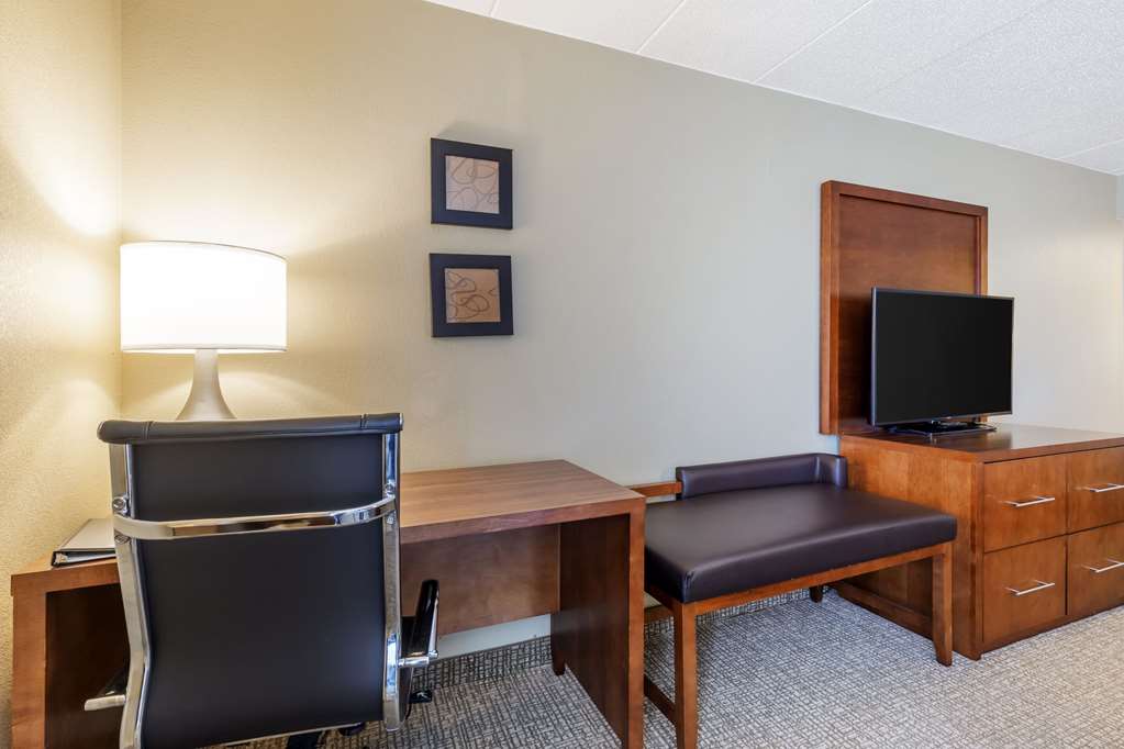 Comfort Inn & Suites Aberdeen near APG - photo 18