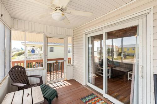 A Beach Music Paradise by Oak Island Accommodations - photo 10