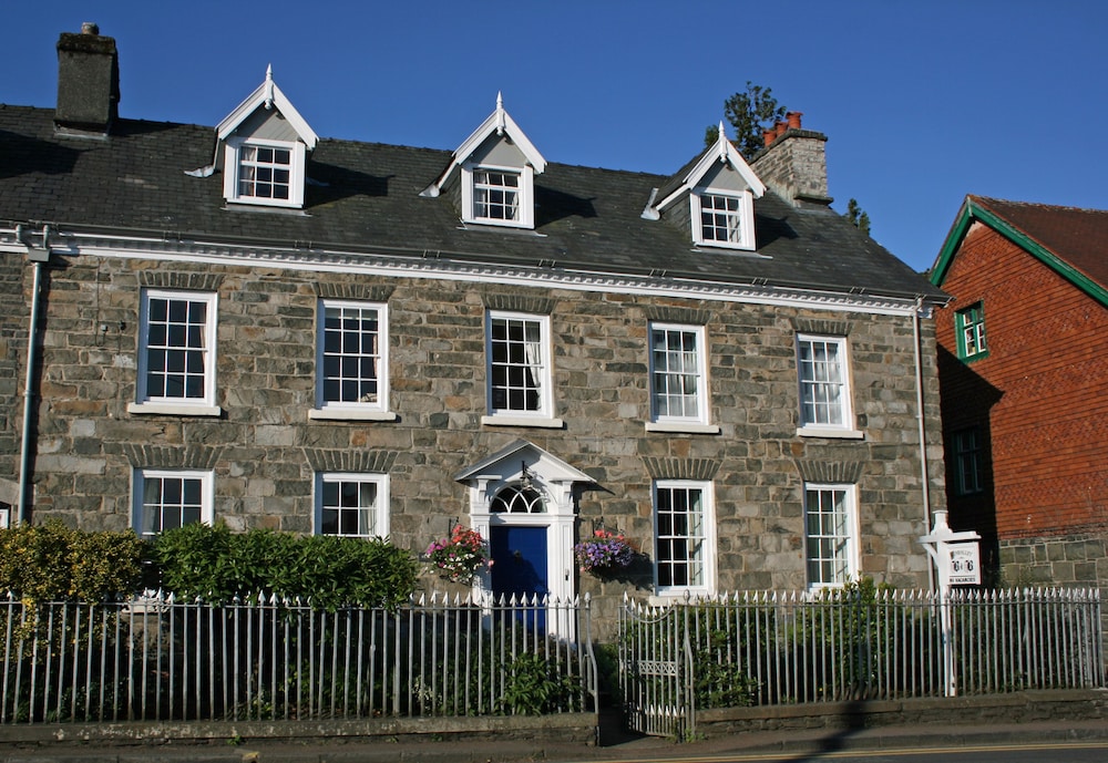 Penralley House B&B — 4-Star Luxury Hotel in Rhayader, United Kingdom