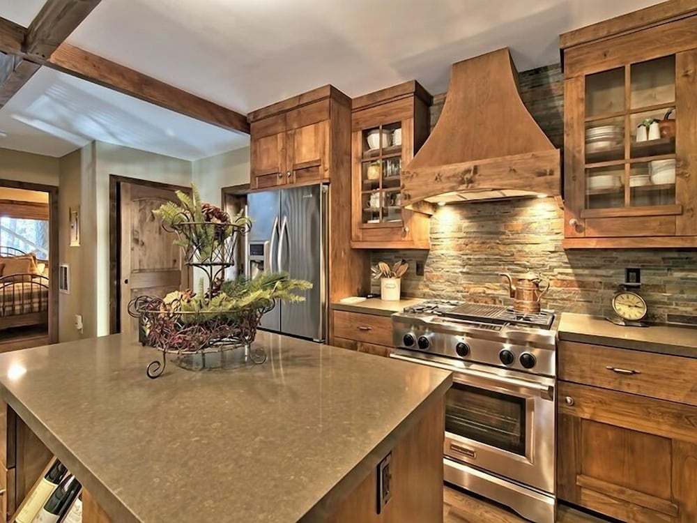 3877 Crest Drive - photo 11