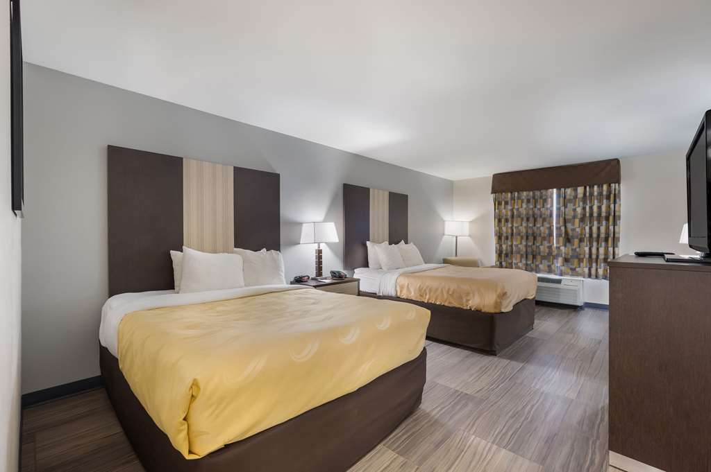 Quality Inn & Suites Huntsville Research Park Area - photo 4