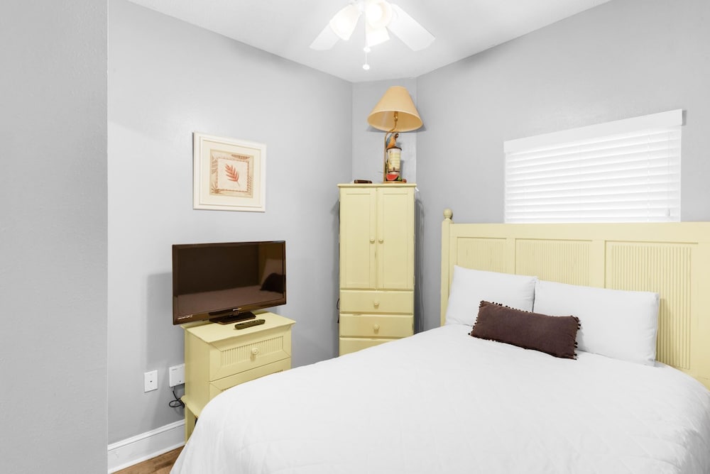 Majestic Beach Towers 2 803 - photo 2