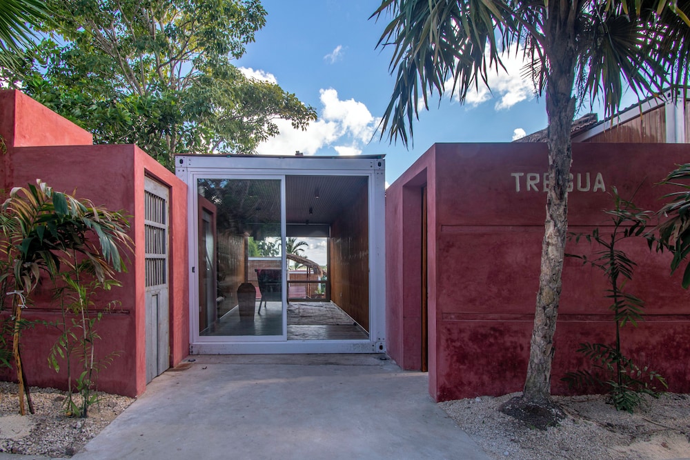 Tregua in Bacalar, Mexico