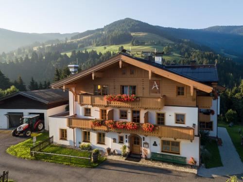 Hotel Gasthof Erbhof Anderlhof in Leogang, Austria