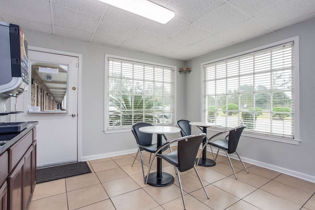 Motel 6 Walterboro SC - photo 25