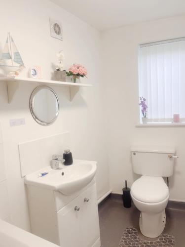 Cozy haven — Wrexham — photo 3