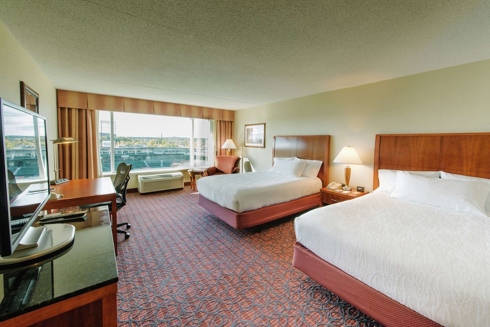 Hilton Garden Inn Manchester Downtown - photo 10