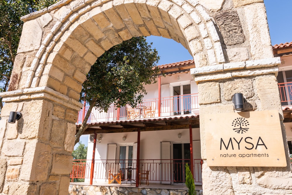 Mysa Nature Apartments — 5-Star Luxury Hotel in Zakynthos, Greece