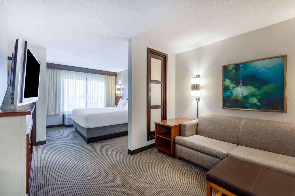 Wyndham Garden Kansas City Airport - photo 27