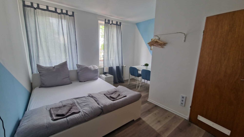Hotel & Restaurant Mythos — hotel in Oranienburg
