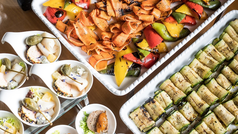 מזון ומשקאות