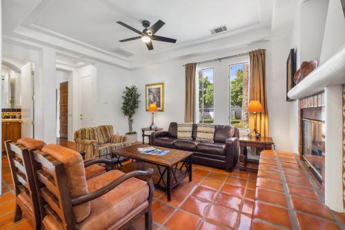 SV254 Spacious 2BR Spa Villa Retreat at LQ Resort — La Quinta — photo 3