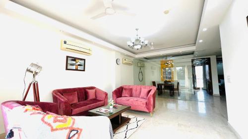 BluO 3BHK Safdarjung Enclave Lift & Terrace Garden — 4-Star Luxury Hotel in New Delhi, India