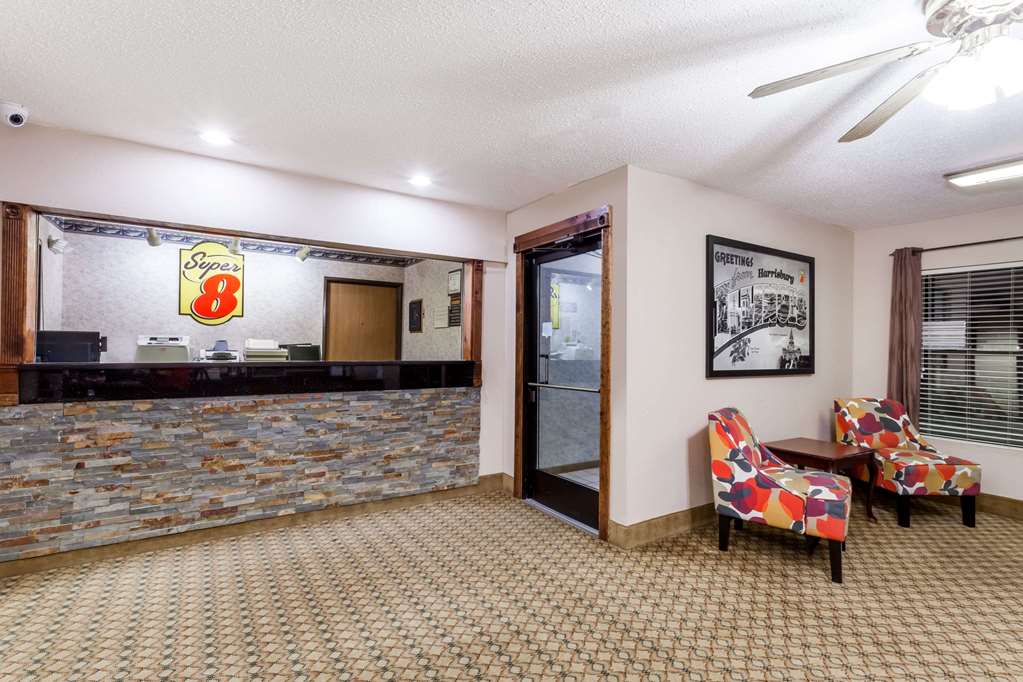 Super 8 by Wyndham Harrisburg - photo 2