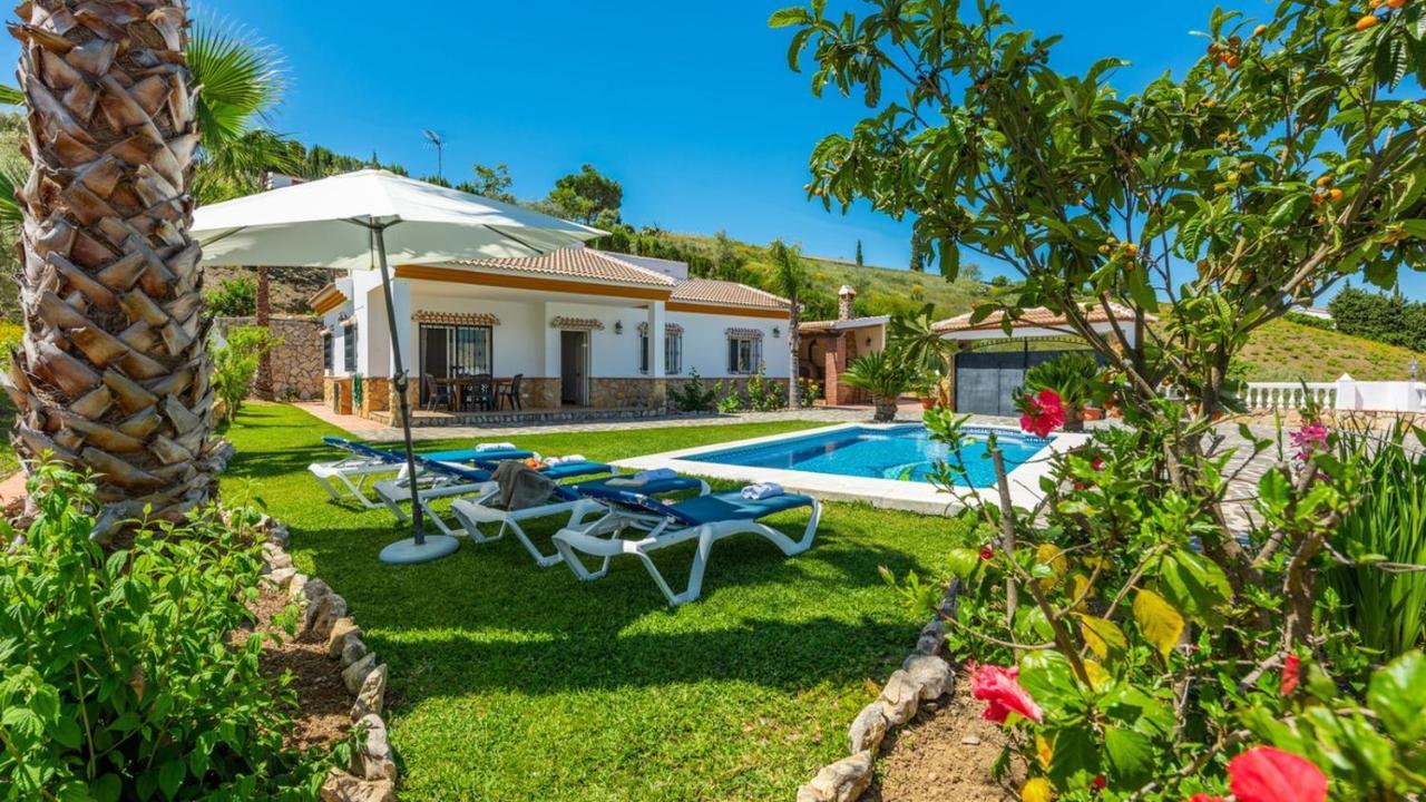 Casa La Osa Mayor Competa by Ruralidays — 4-Star Luxury Hotel in Competa, Spain