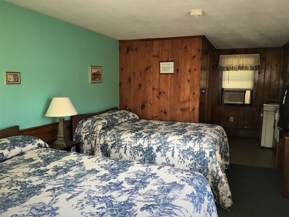 Bass River Motel - photo 18