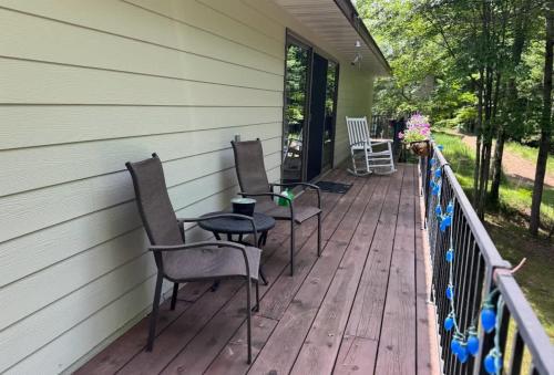Brandy Bay Hideaway: Pet Friendly Retreat - photo 46