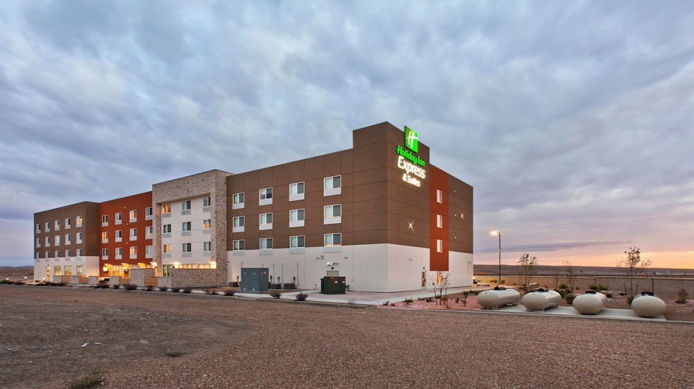Holiday Inn Express and Suites Green River - photo 89
