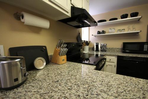 Jarvis Suite Hotel - photo 12