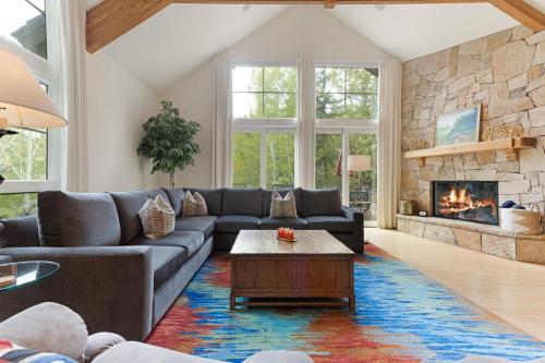 472 Holden Road in Avon, United States