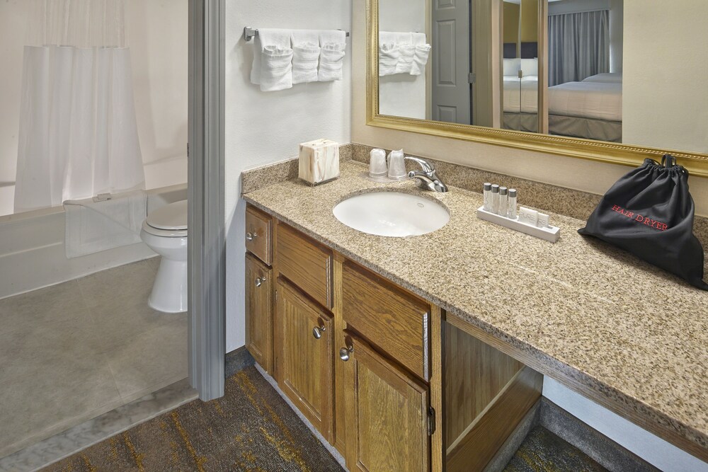 New Haven Village Suites - photo 26
