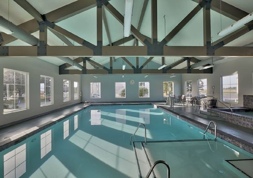 The Breakers - carbon neutral hotel in Long Beach