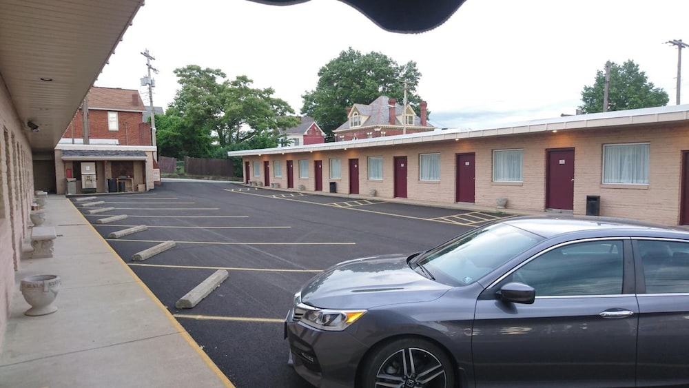 Heritage Inn - last minute hotel in Uniontown