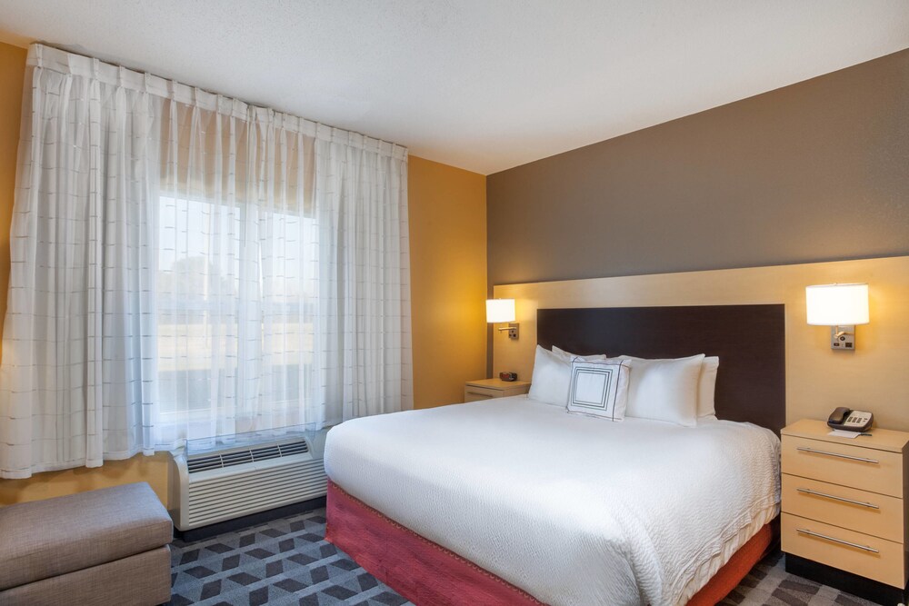 TownePlace Suites by Marriott Huntsville - photo 3